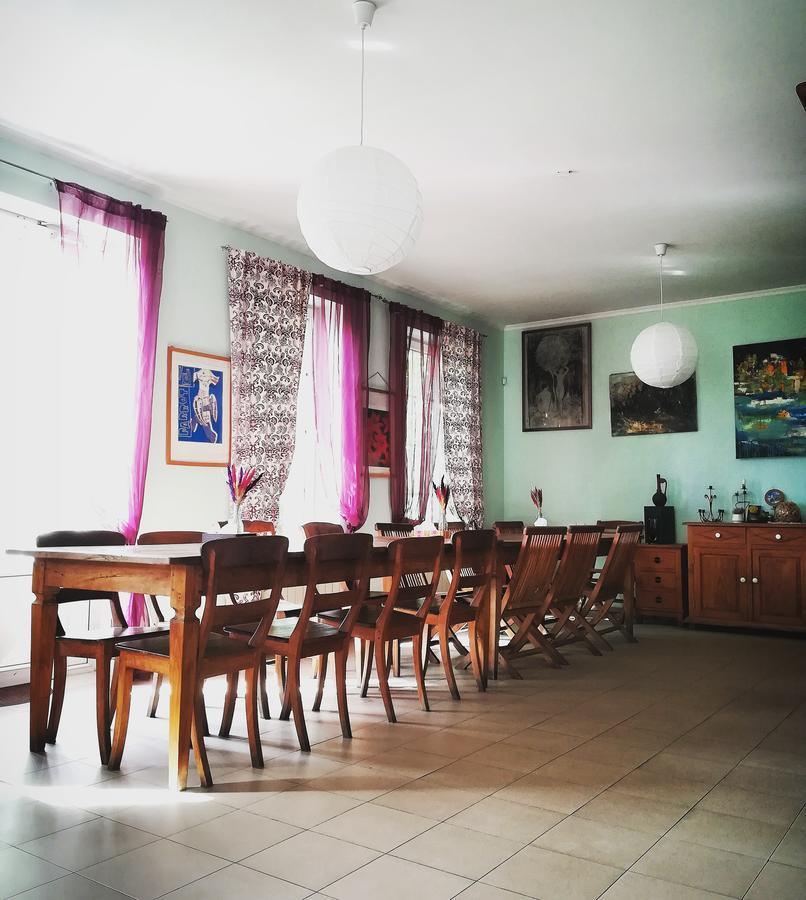 Jr'S House Hostel Yerevan Exterior photo